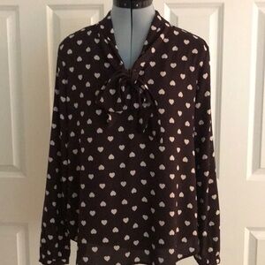 Ann Taylor Loft Heart Print Valentine’s Day Neck Bow Blouse Brown Ivory Hearts M